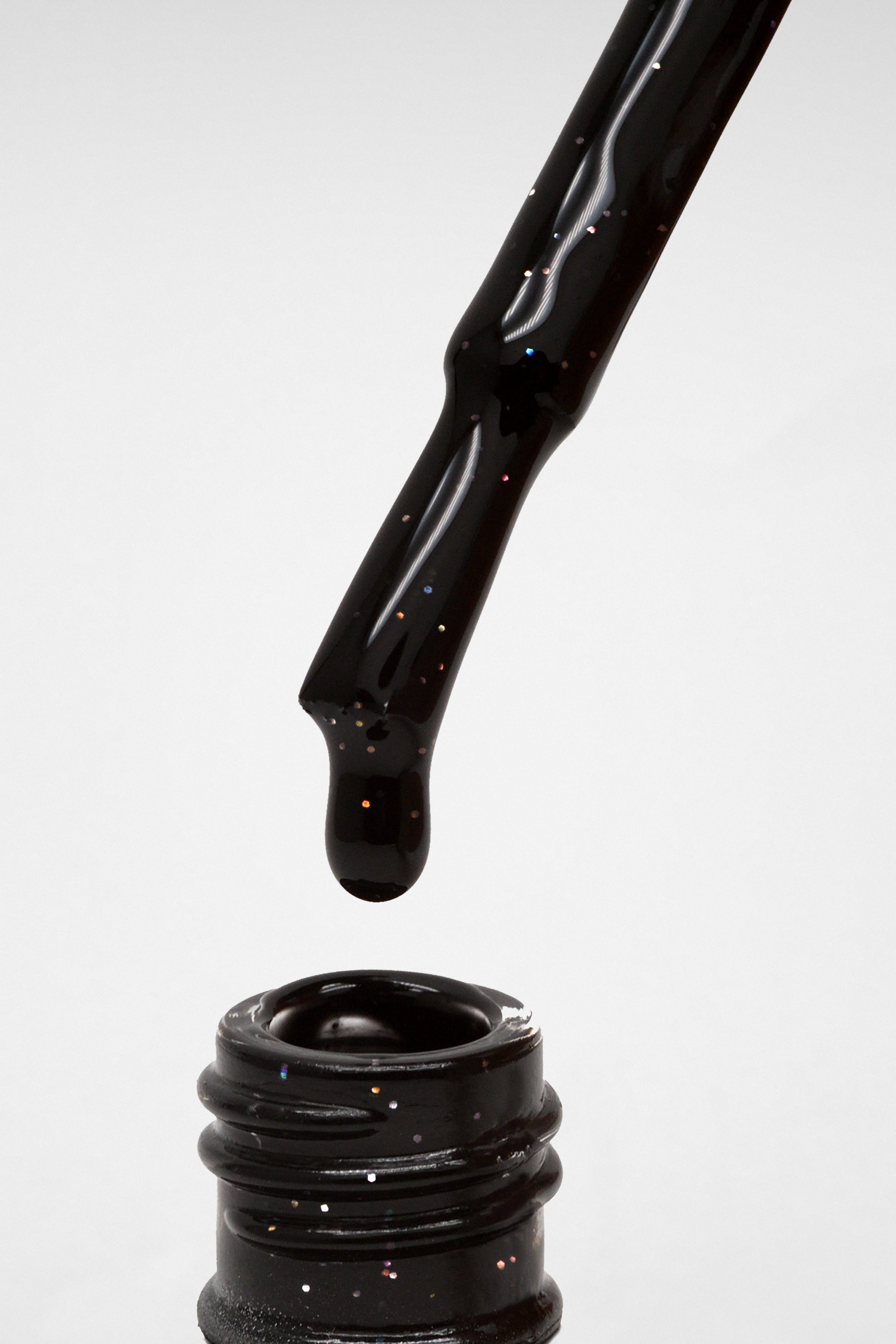 Kinetics SHIELD Gel Polish "Onyx" Nr. 668 (15ml) (TPO/HEMA-free)