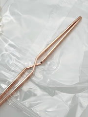 Pinchzange und Pusher in einem rosé-gold