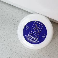 Gelkleber für Strasssteine und unzählige Nailart Anwendungen