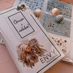 Stickerbuch für 84 Sticker von ENVY