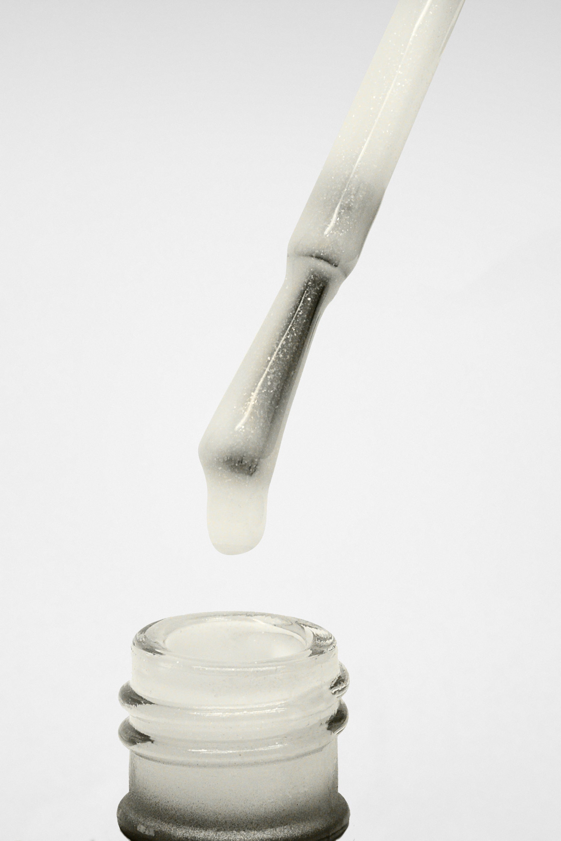 Kinetics SHIELD Gel Polish "Moonstone" Nr. 672 (15ml) (TPO/HEMA-free)