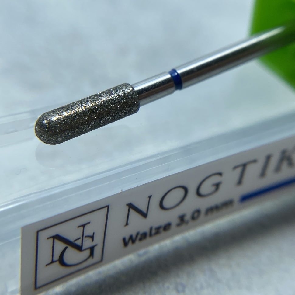 Rullo di punta in diamante medio (blu) 3mm fino a 4mm di NOGTIKA