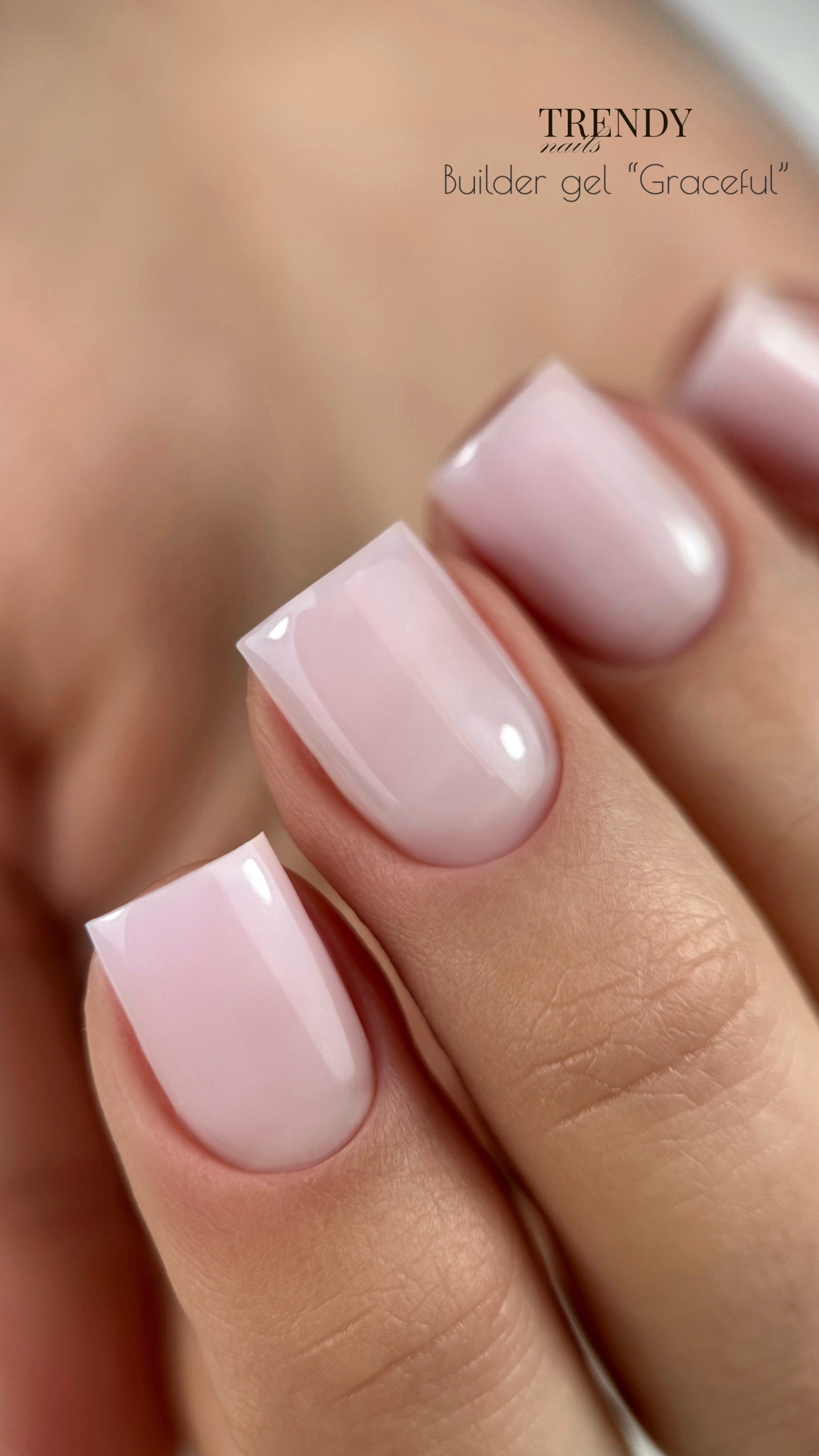 Builder Gel Graceful in der Flasche oder Tiegel von Trendy Nails 15ml/ 30ml (selbstglättend)
