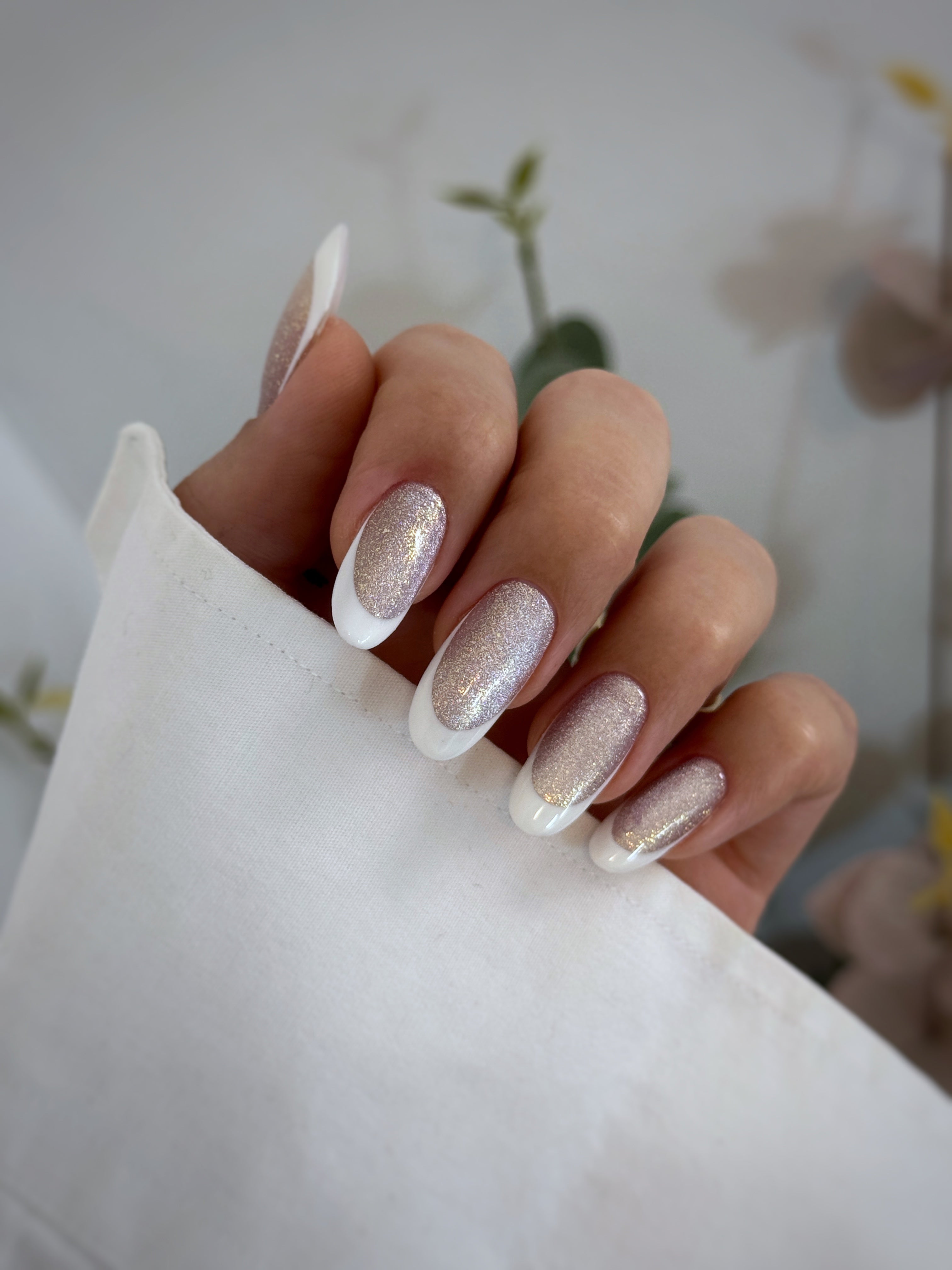 Diamond Cat Eye Gel Polish Aurora 12ml von Trendnails TPO-Free