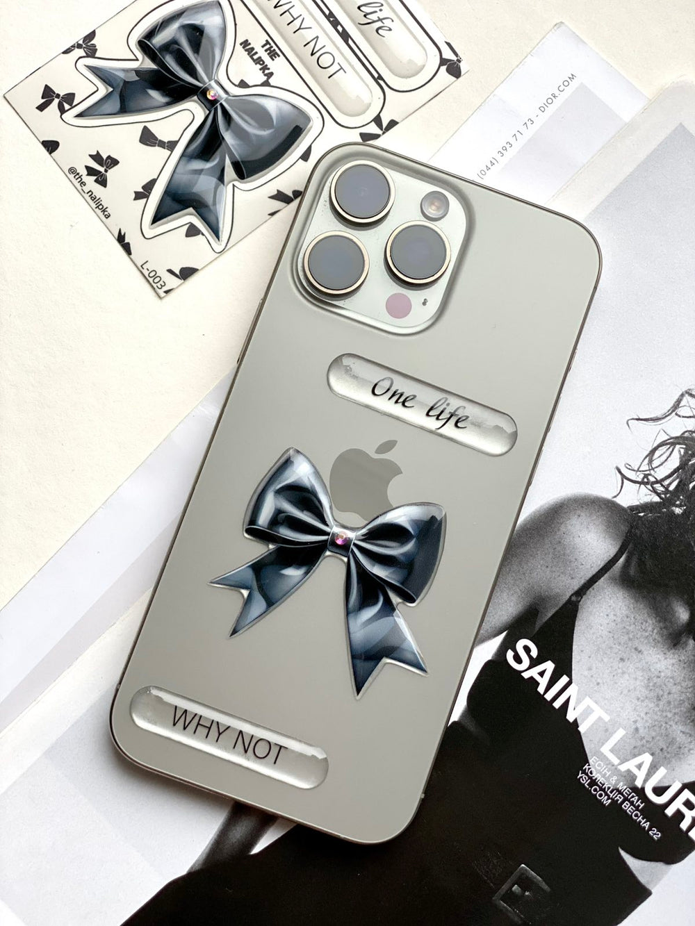 Coole selbstklebende 3D Aufkleber für Ihr Handy, Tablet, Notebook und Laptop L-002